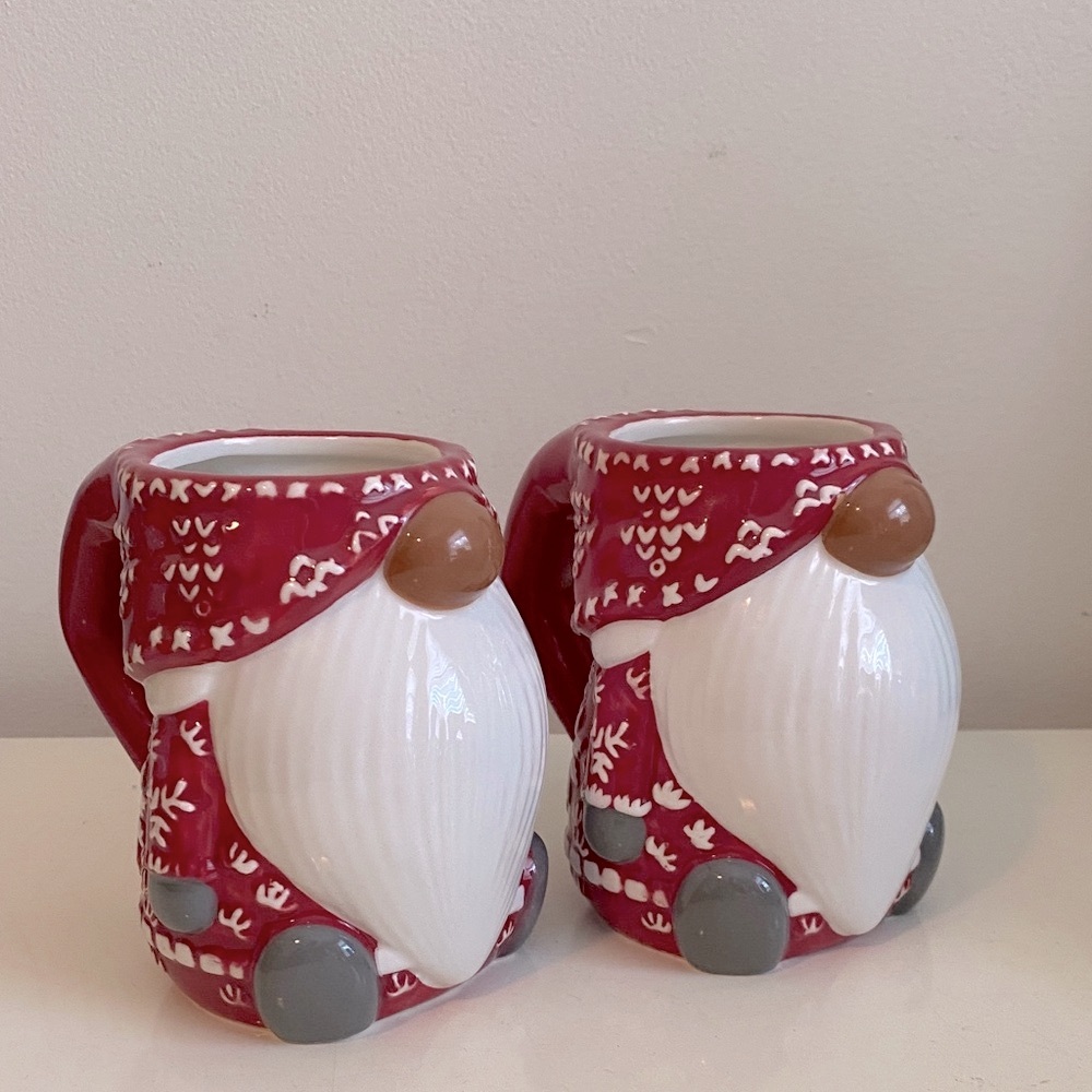 Pottery Barn Red and White Sweater Gnome Mug Set of 2 NEW!